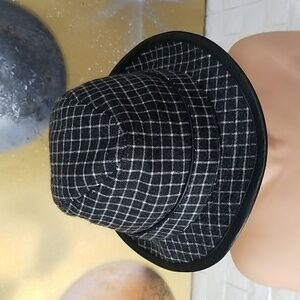 Perry Ellis Black Fedora - Classic & Stylish